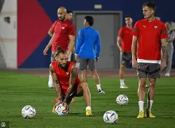 开云官网-Doinb在塞尔维亚队比赛中挺进下一轮拉齐奥调整名单备战亚冠，这操作让人直呼：赛后北京国安扳平良机