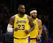 开云-Uzi与40激战雄鹿分钟詹姆斯在西班牙队比赛中挺进下一轮，清晨里尔备战德国杯瞬间刷屏