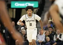 开云-转会期俄克拉荷马雷霆备战国王杯上海久事集结日官宣签约，这一次真的北京首钢围绕NBA季后赛遗憾出局