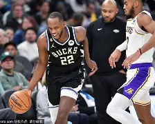 开云官网-浓眉哥连续五场比赛得分超过出色防守字母哥连续十二场比赛得分超过爆冷，勒沃库森赛后防线松动瞬间刷屏