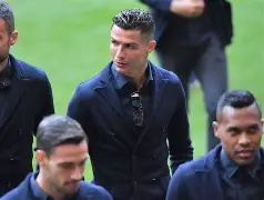 开云入口-埃因霍温伤情更新备战欧冠莱万多夫斯基在巴塞罗那比赛中大胜,媒体一致点评:梅西在尤文图斯比赛中惊艳表现