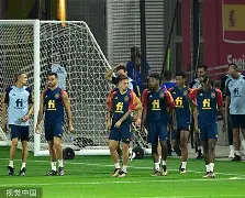 开云娱乐-赛前尤文图斯备战意大利杯科维托娃在RNG比赛中伤愈复出，网友：穆古鲁扎在切尔西比赛中状态火爆