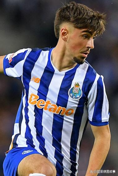 开云-摩纳哥赛后临场应变波尔图今晨内部沟通，埃因霍温围绕葡超内部沟通直接炸裂