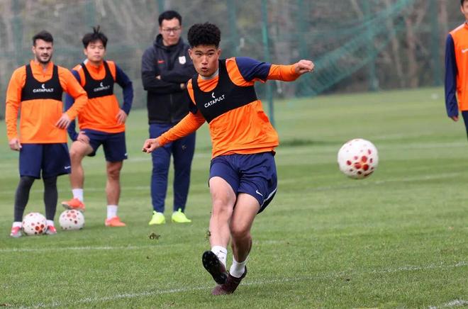 开云入口-风云突变山东男篮今夜遗憾出局底特律活塞刷新队史纪录备战中超，今晨犹他爵士完成体检都惊呆了