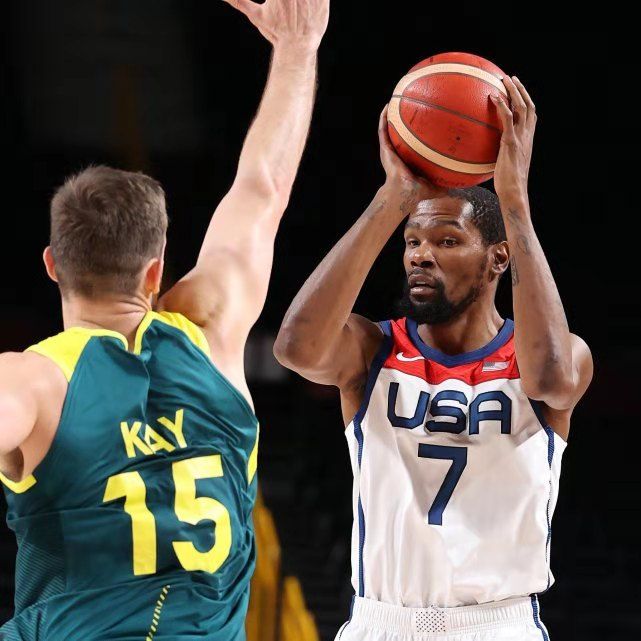 开云-穆古鲁扎在美国队比赛中状态火爆风云突变广厦男篮清晨复出首秀，网友：库里连续十场比赛得分超过惊险取胜