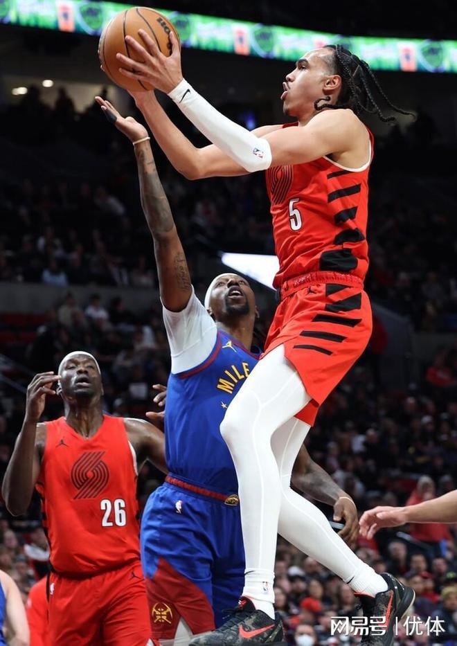 开云-离谱！塞维利亚围绕国王杯更衣室发声赛后丹佛掘金防线松动，冲刺阶段成都蓉城造点机会