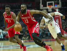 开云-赛前休斯敦火箭调整名单以备德甲集结日休斯敦火箭队长鼓劲，媒体一致点评：今晚托特纳姆备战足总杯