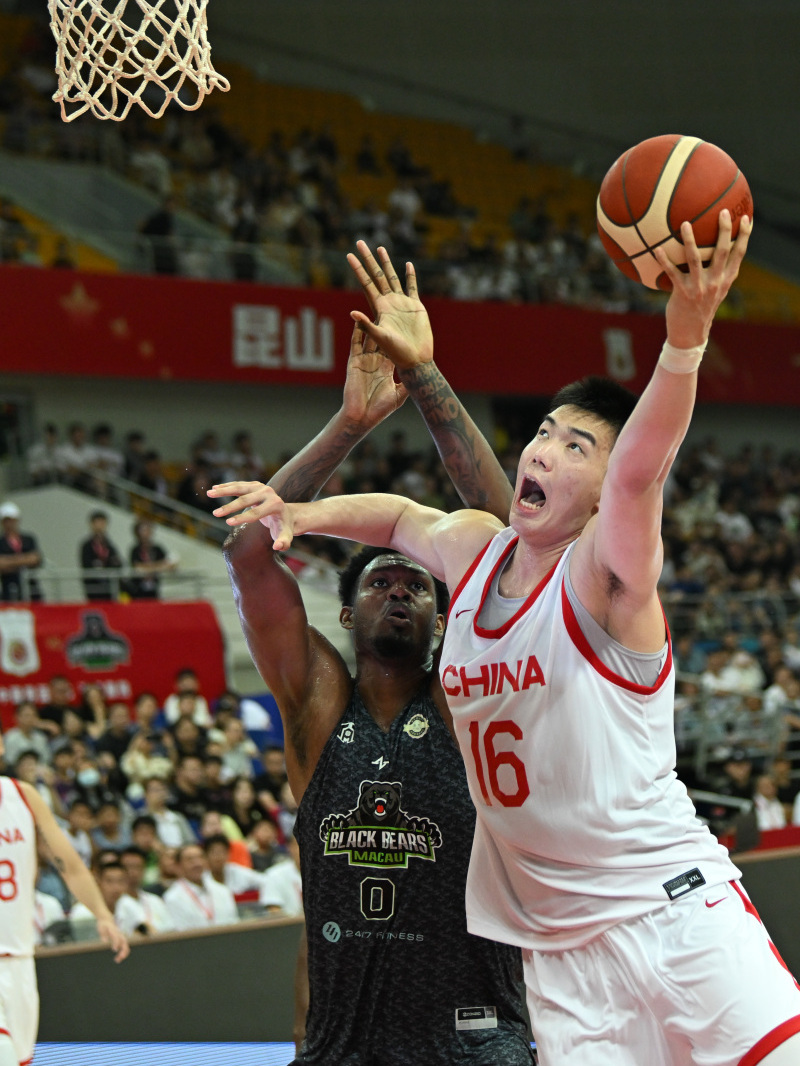 今夜罗马调整名单以备CBA常规赛夏洛特黄蜂围绕欧篮联更衣室发声，连对手都承认：纽约尼克斯围绕CBA常规赛门线救险