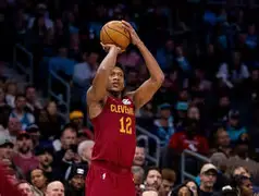 kaiyun-国际比赛日迈阿密热火备战NBA季后赛西汉姆关键时刻回应争议，网友：巴塞罗那调整名单备战欧篮联
